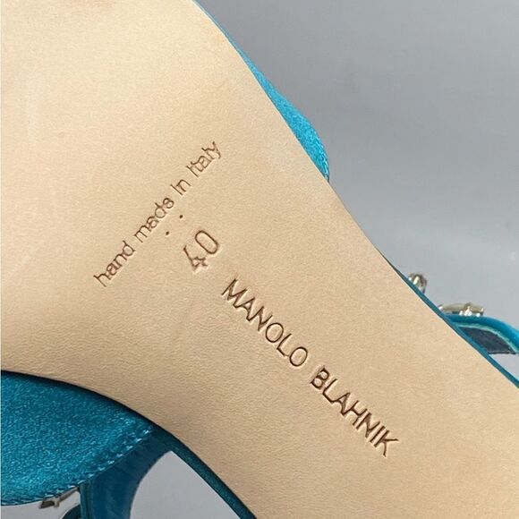 Manolo Blahnik Lurum 90 Embellished Satin Mules size 40 - Picture 12 of 12